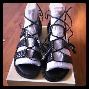MICHAEL KORS LACE UP SANDALS